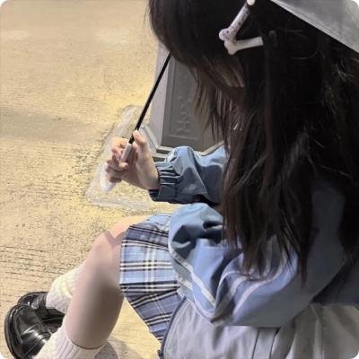 首相官邸前的人们